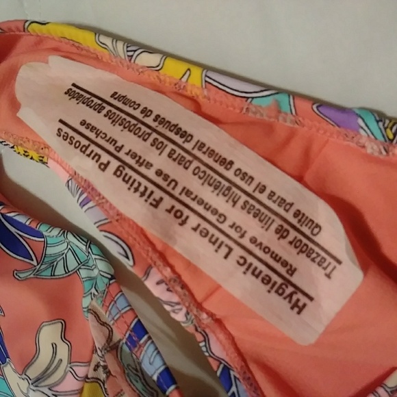 Swimsuit - Picture 4 of 4